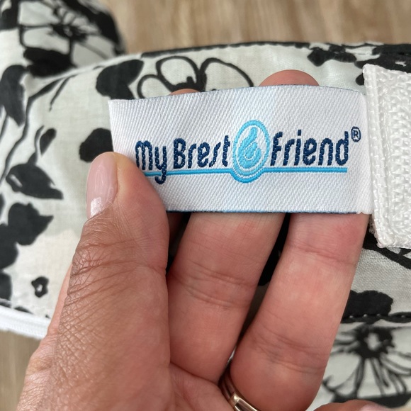 Breastfeeding pillow - Picture 6 of 6